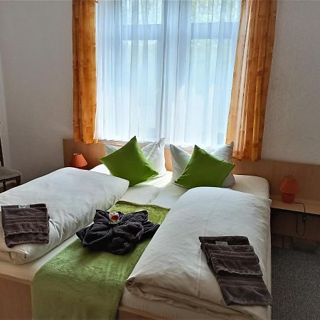 Hotel Schwarzes Ross Arnsdorf  Exterior foto